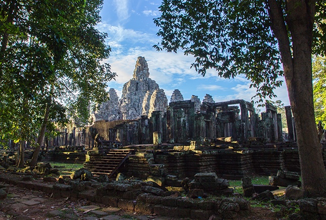  C'est de toute beauté : sites et lieux magnifiques de notre monde.  - Page 2 Angkor